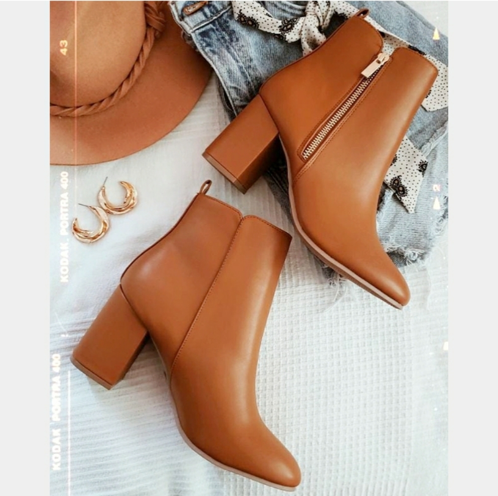 🚨Butterscotch collection// camel boot - Picture 2 of 4